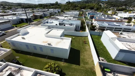 5 Madre Perla Humacao PR 00791
