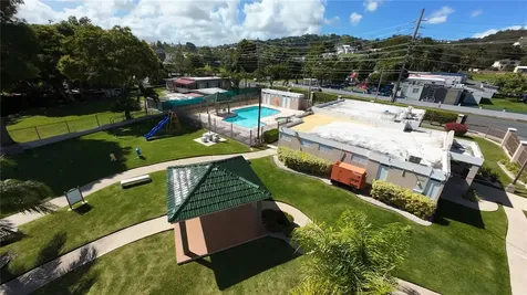 5 Madre Perla Humacao PR 00791