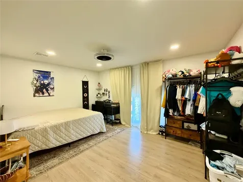 4022 54th Avenue N St Petersburg FL 33714