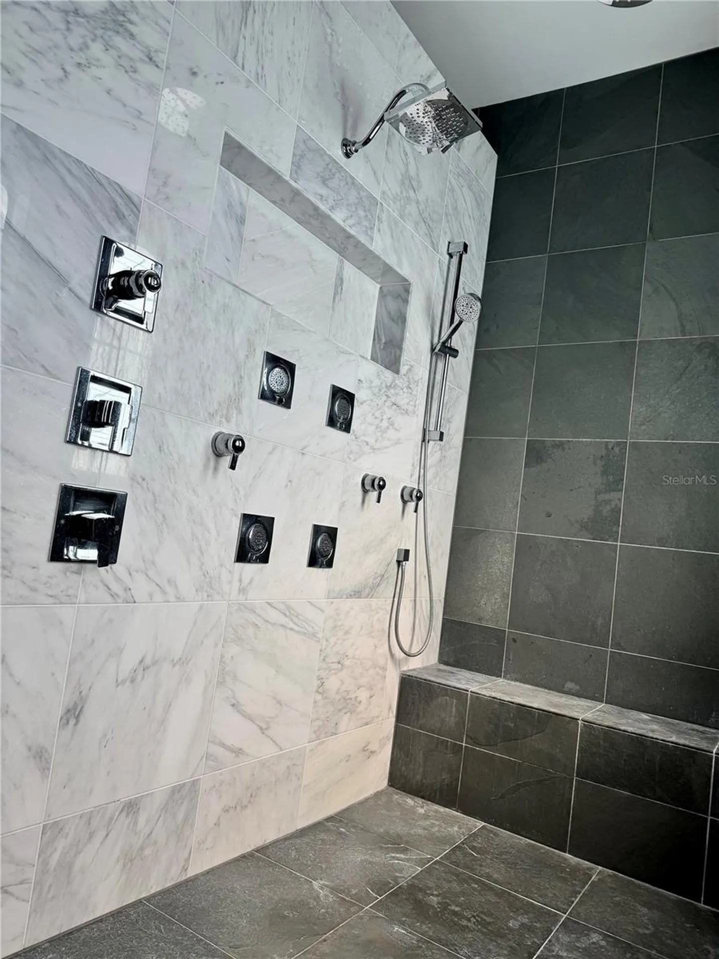 8533 S Lake Circle Fort Myers FL 33908