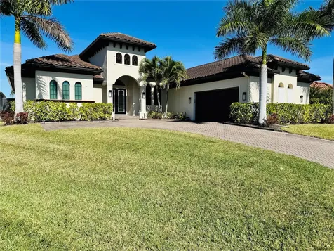 8533 S Lake Circle Fort Myers FL 33908