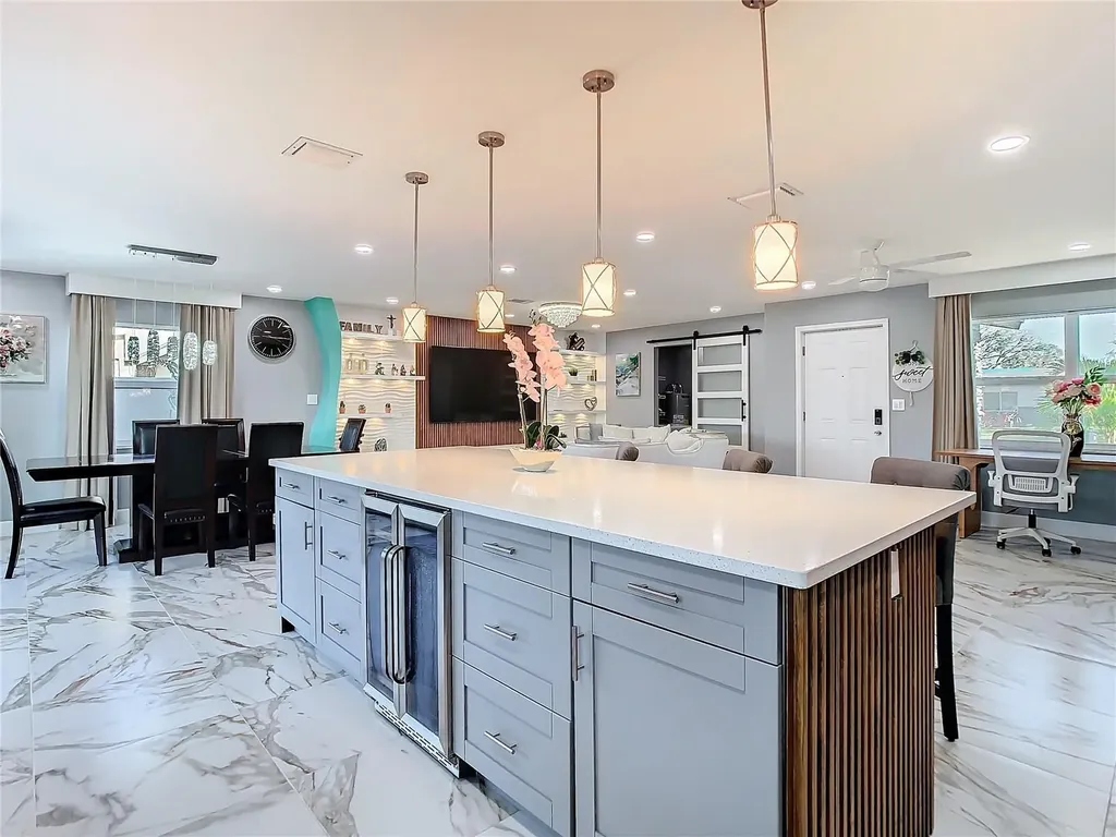 10704 Donbrese Avenue Tampa FL 33615