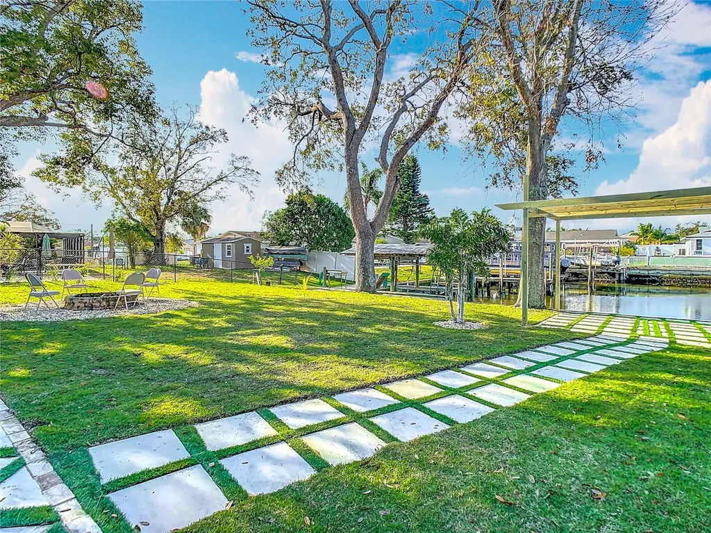10704 Donbrese Avenue Tampa FL 33615