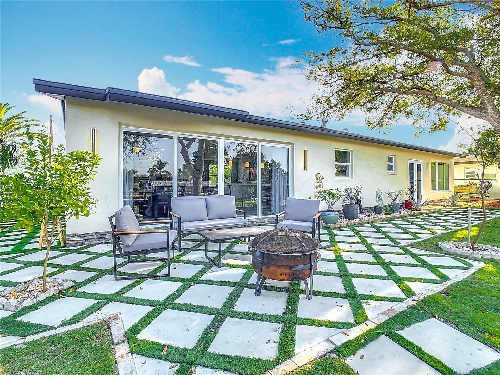 10704 Donbrese Avenue Tampa FL 33615