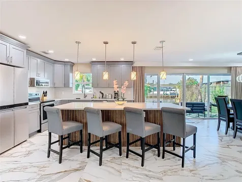 10704 Donbrese Avenue Tampa FL 33615