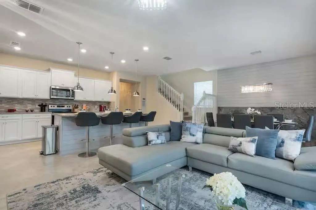 4030 Lana Avenue Davenport FL 33897