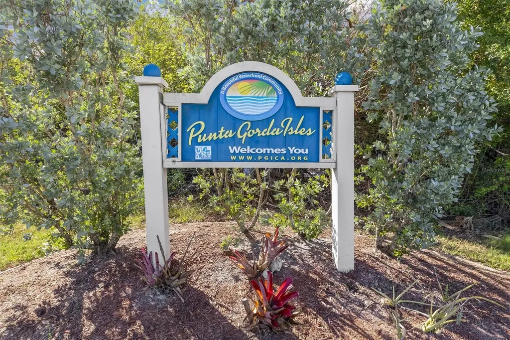 2137 Ryan Boulevard Punta Gorda FL 33950