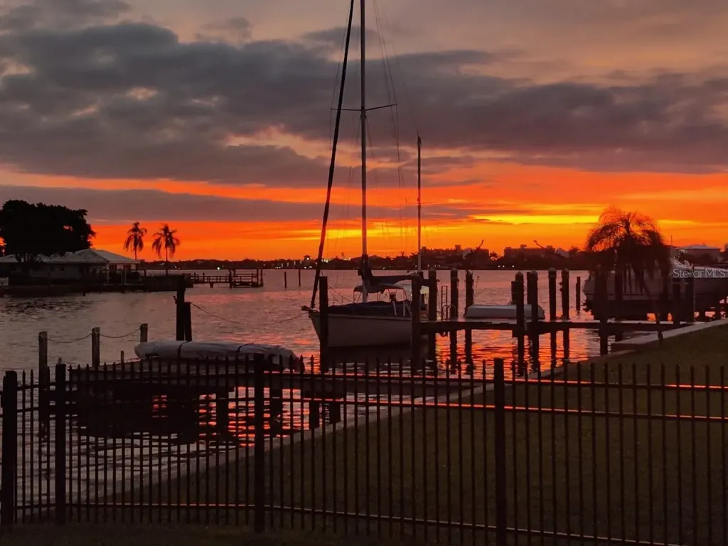 11145 4th Street E Treasure Island FL 33706