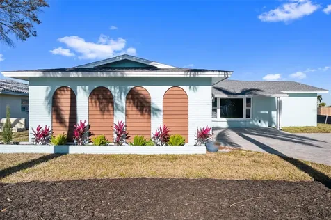 11145 4th Street E Treasure Island FL 33706