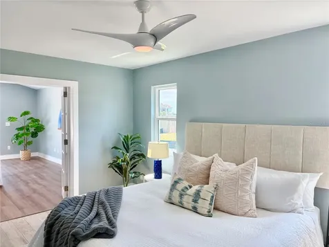 11145 4th Street E Treasure Island FL 33706