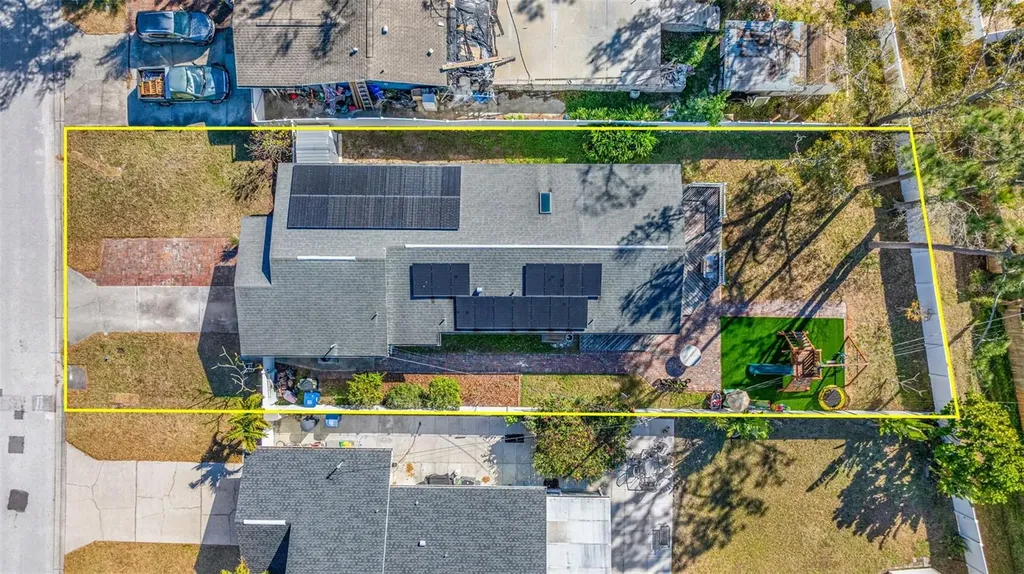 744 63rd Avenue N St Petersburg FL 33702