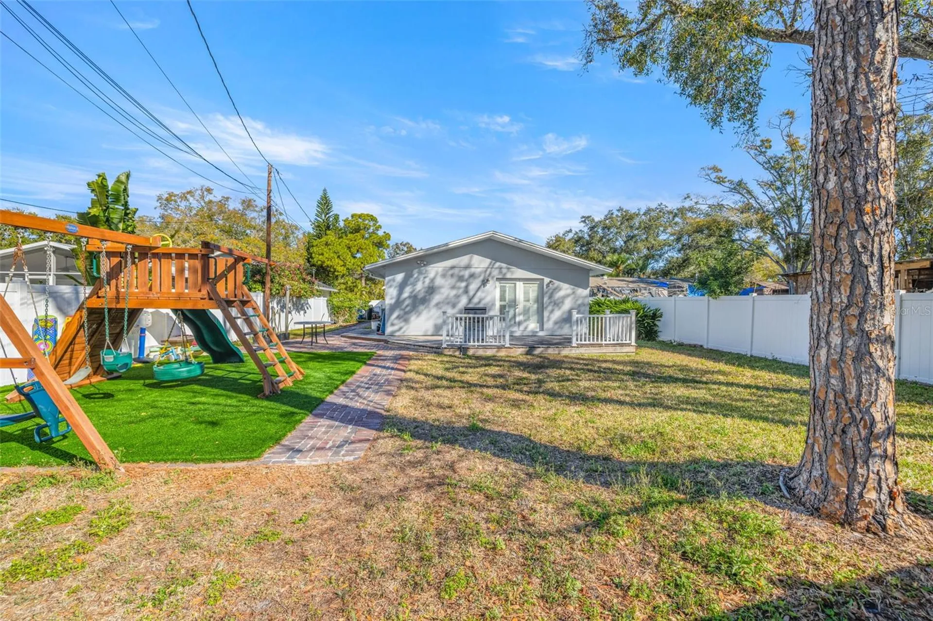 744 63rd Avenue N St Petersburg FL 33702