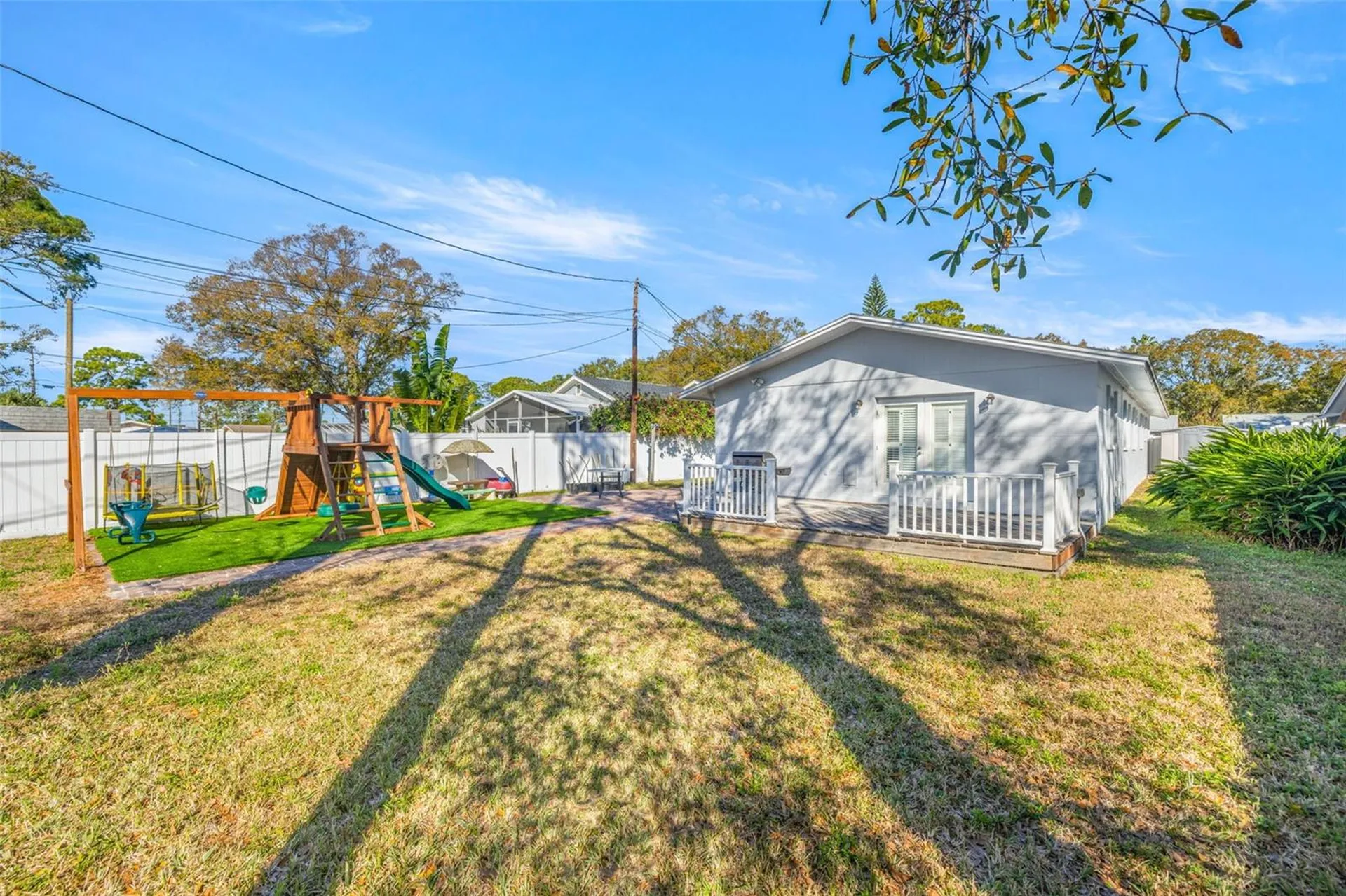 744 63rd Avenue N St Petersburg FL 33702