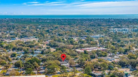 744 63rd Avenue N St Petersburg FL 33702