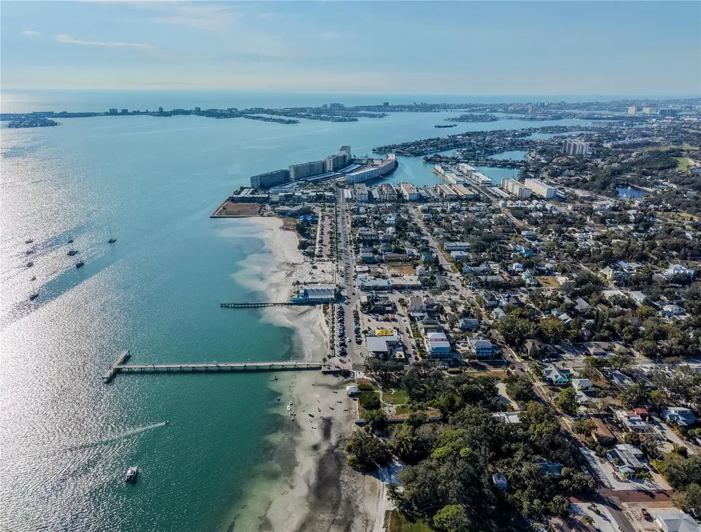 2114 59th Street S Gulfport FL 33707