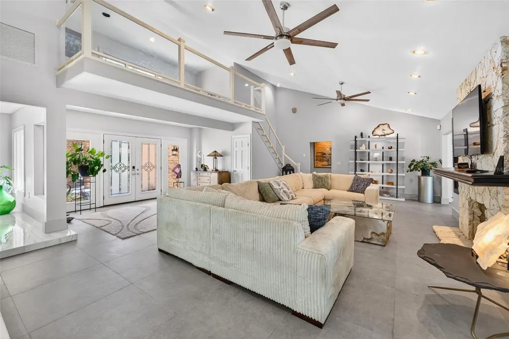 2392 Landings Circle Bradenton FL 34209