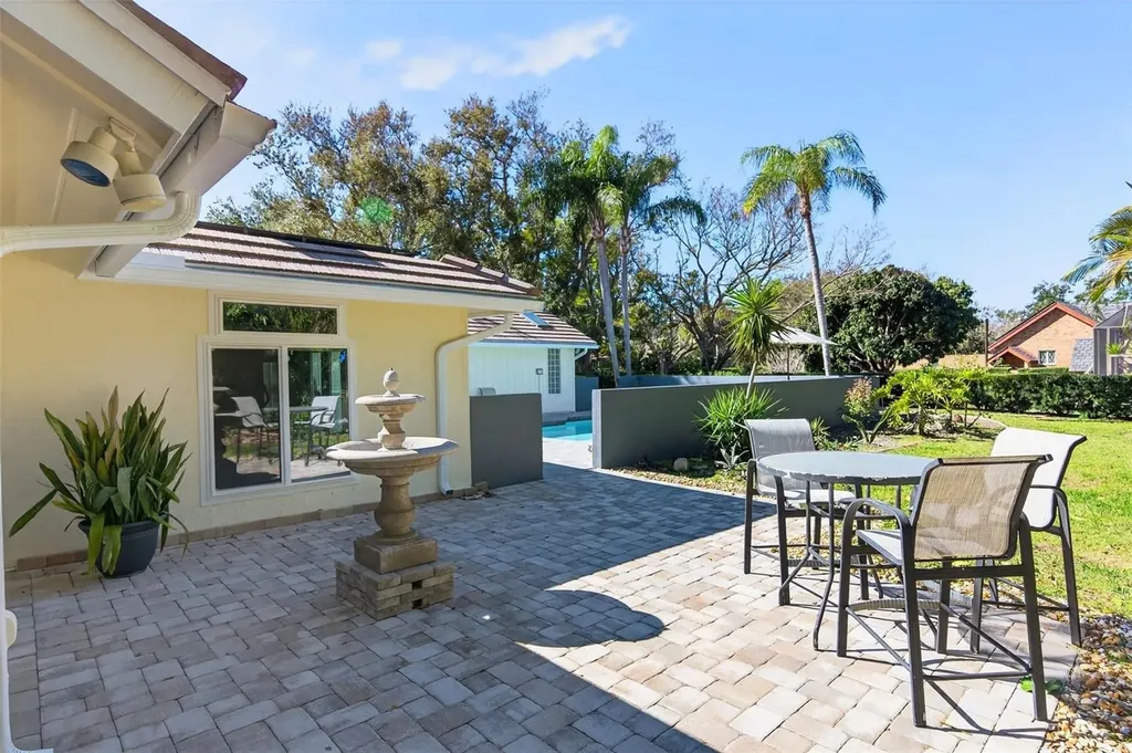 2392 Landings Circle Bradenton FL 34209