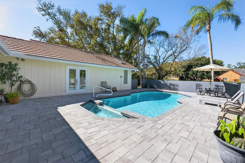 2392 Landings Circle Bradenton FL 34209