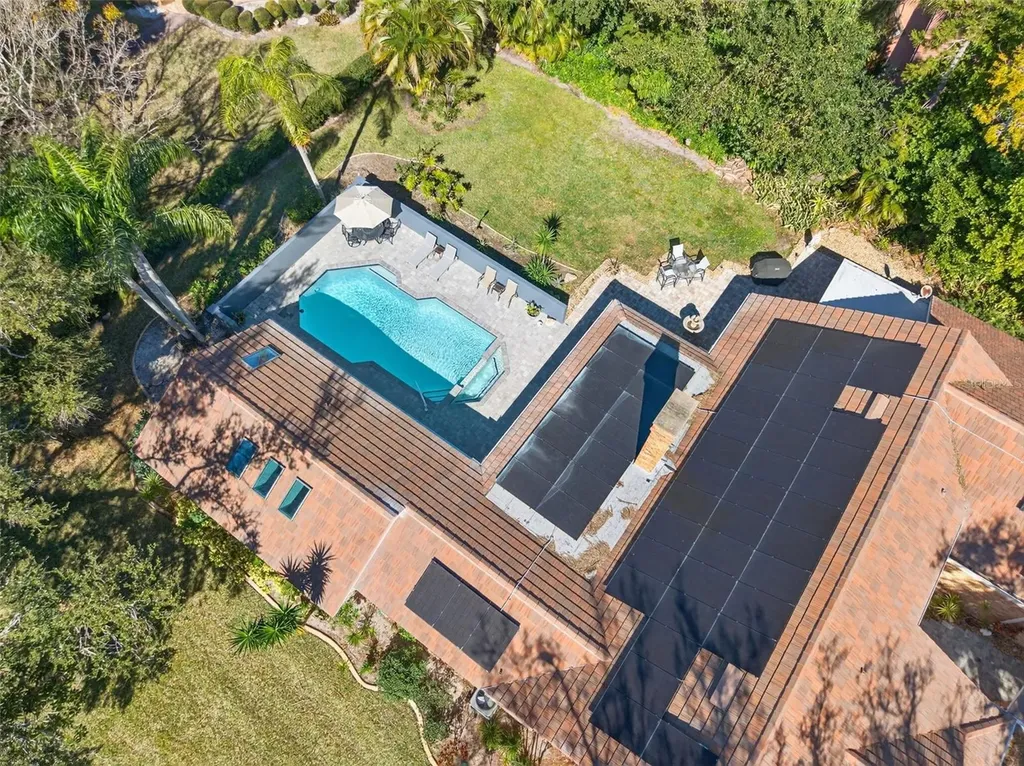 2392 Landings Circle Bradenton FL 34209