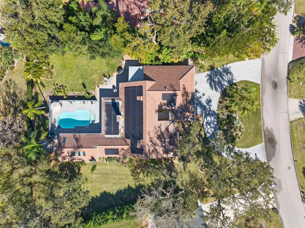 2392 Landings Circle Bradenton FL 34209