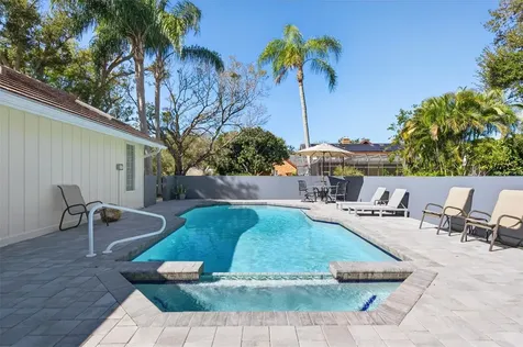 2392 Landings Circle Bradenton FL 34209