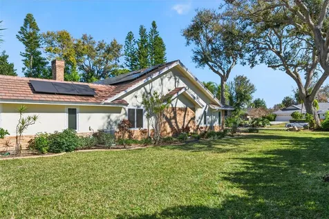2392 Landings Circle Bradenton FL 34209