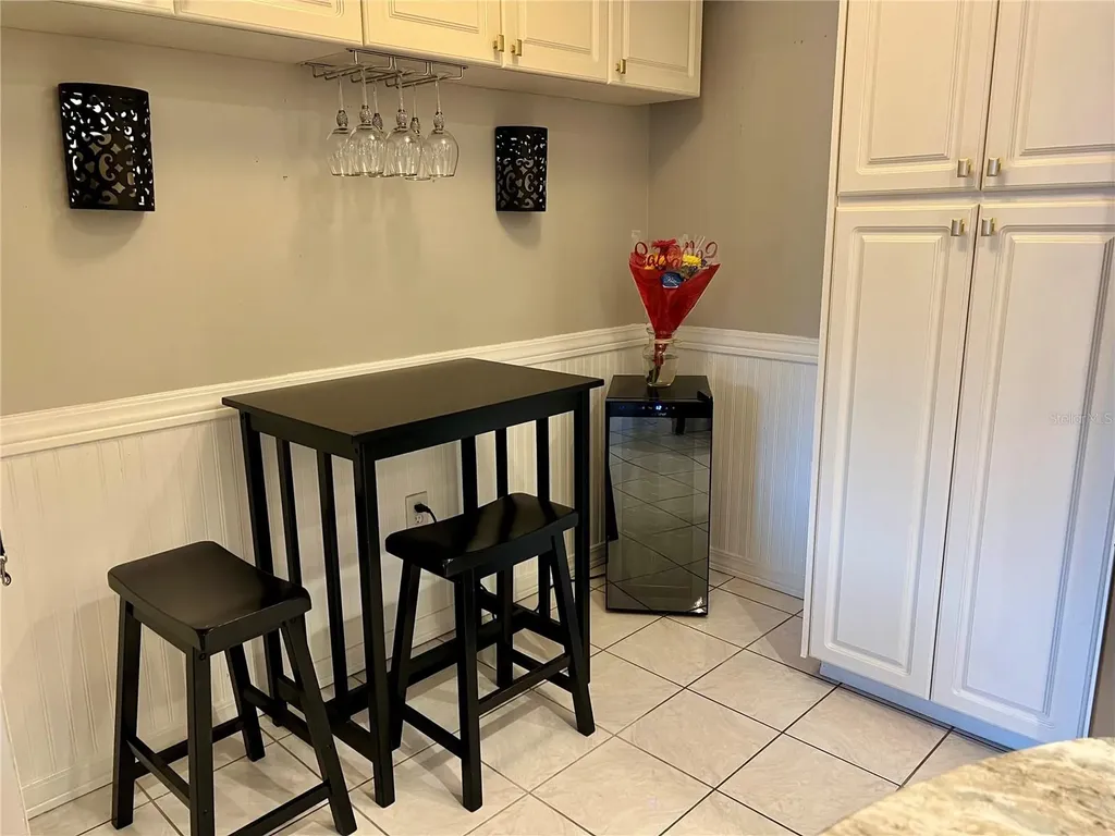 1151 Pine Ridge Circle W Tarpon Springs FL 34688