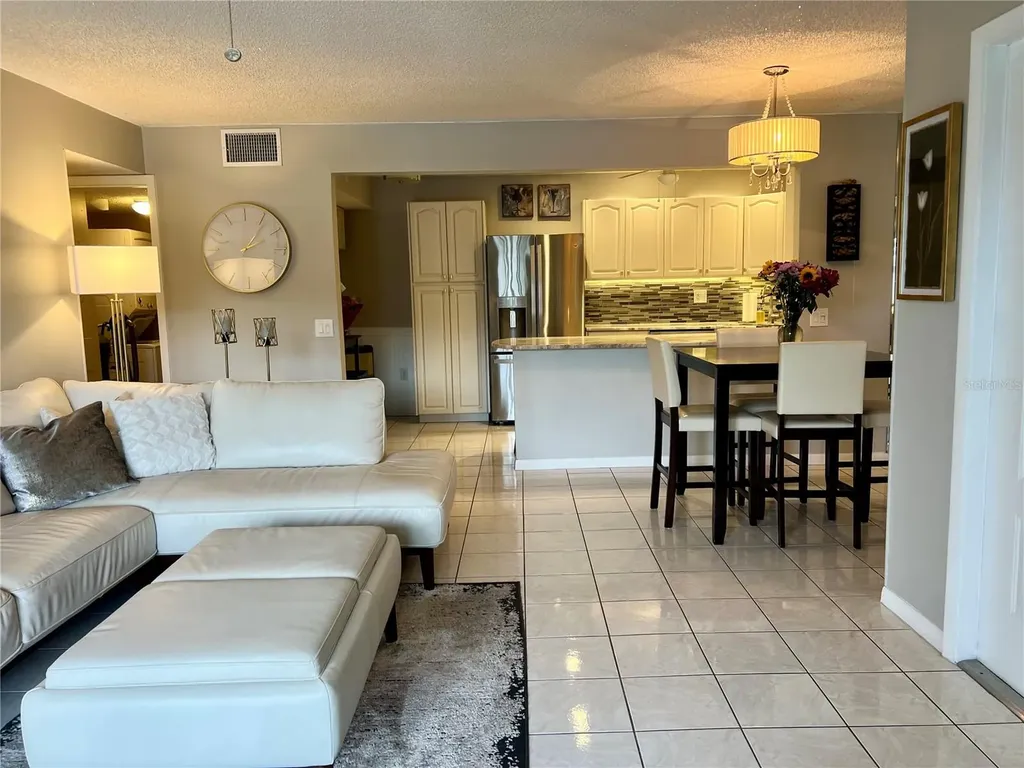 1151 Pine Ridge Circle W Tarpon Springs FL 34688