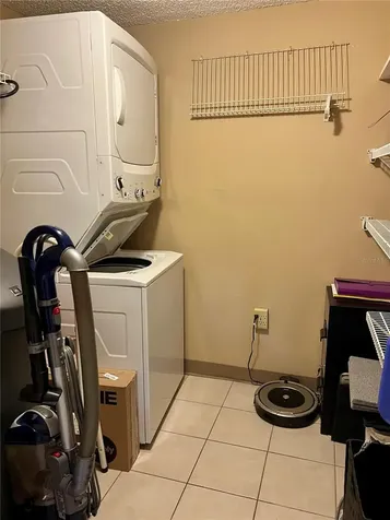 1151 Pine Ridge Circle W Tarpon Springs FL 34688