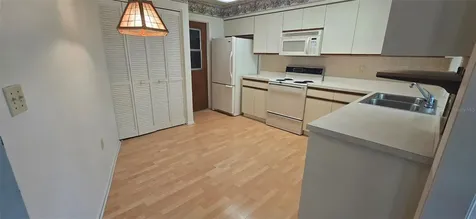 665 Foxwood Boulevard Englewood FL 34223