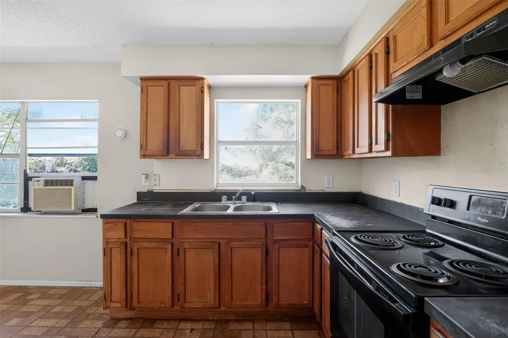 540 Pine Court Altamonte Springs FL 32714