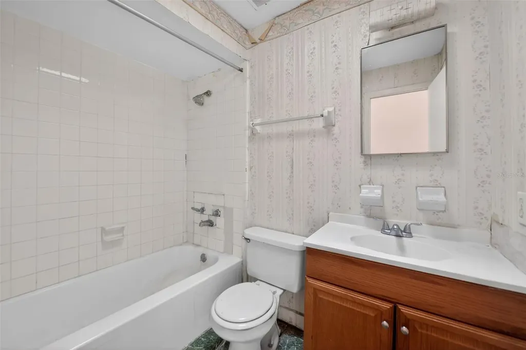 540 Pine Court Altamonte Springs FL 32714