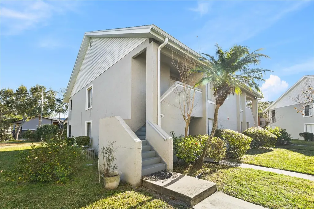 5606 Blue Shadows Court Orlando FL 32811