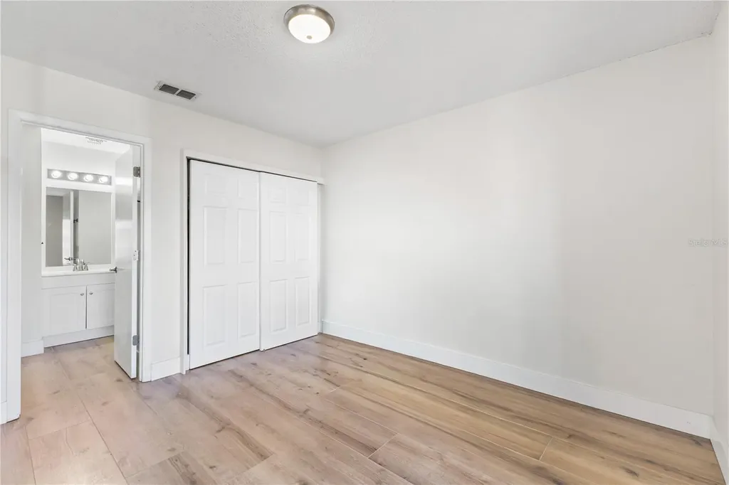 5606 Blue Shadows Court Orlando FL 32811