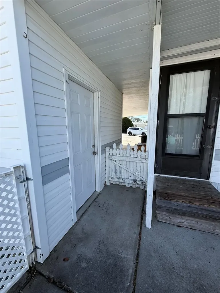 9514 Black Bear Drive Weeki Wachee FL 34613