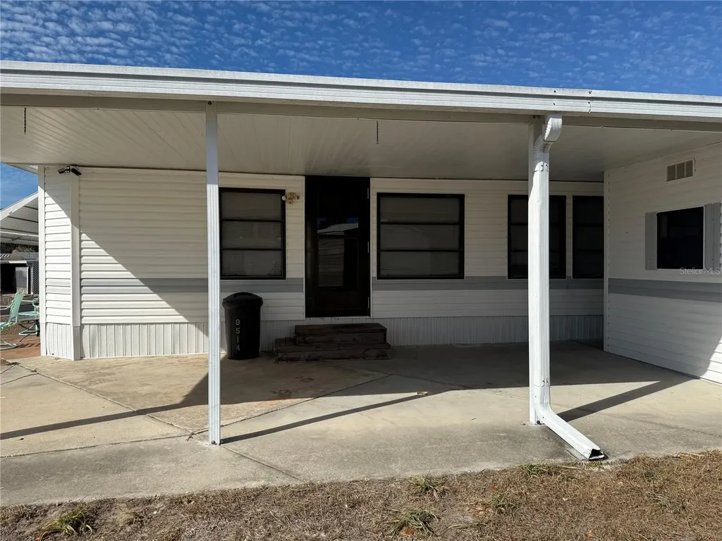 9514 Black Bear Drive Weeki Wachee FL 34613