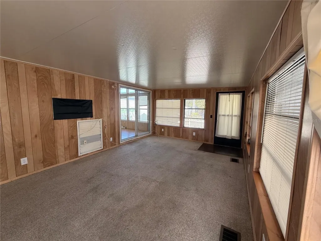 9514 Black Bear Drive Weeki Wachee FL 34613