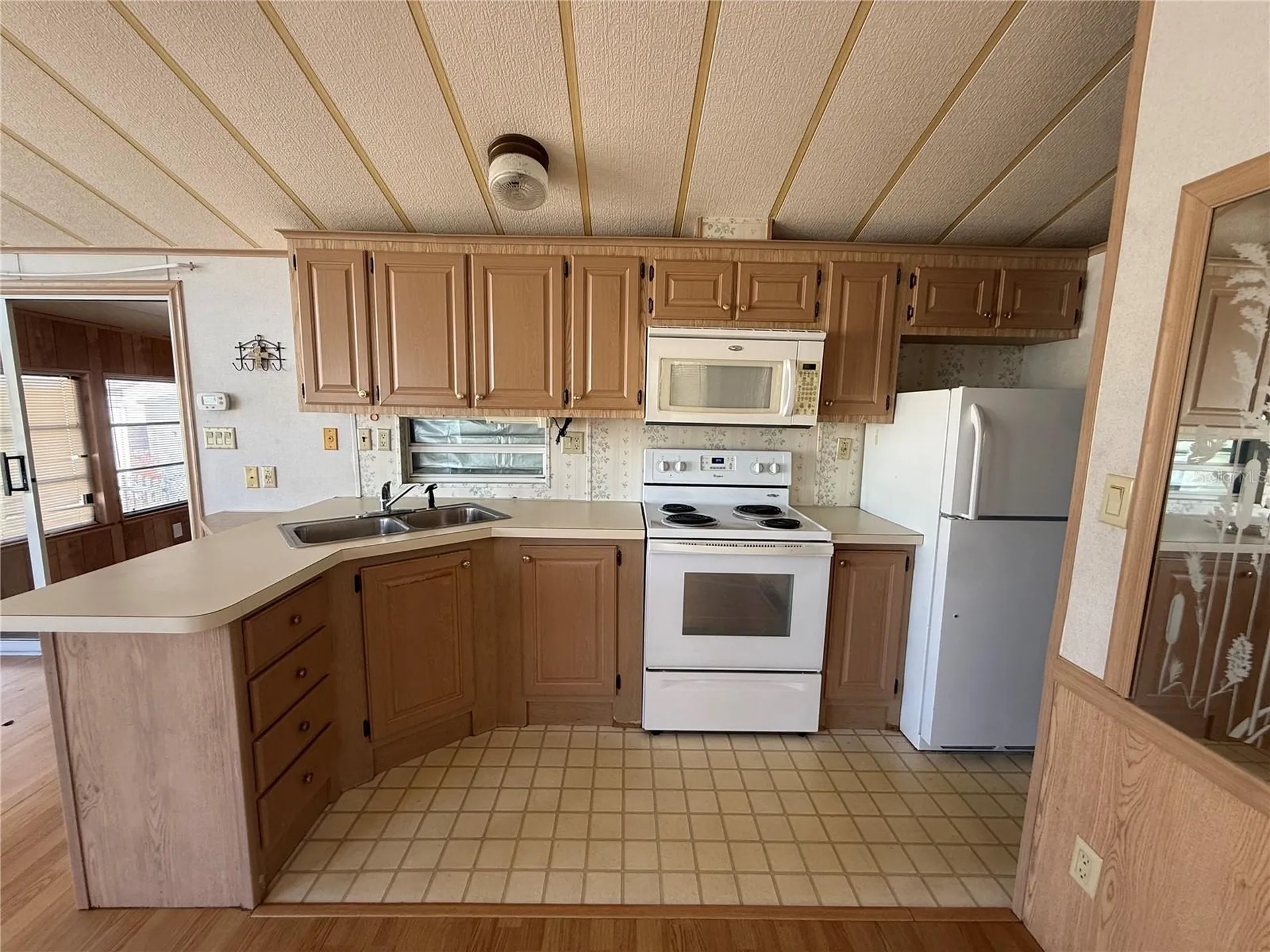 9514 Black Bear Drive Weeki Wachee FL 34613