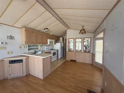 9514 Black Bear Drive Weeki Wachee FL 34613