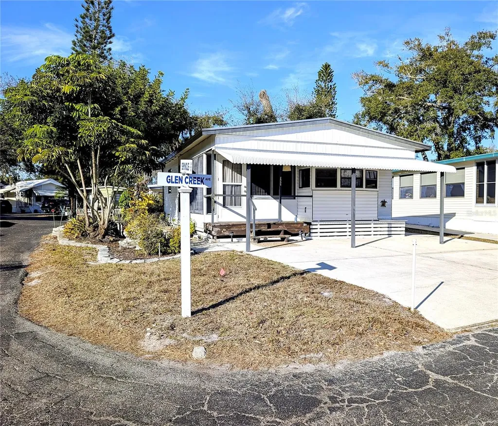 3300 26th Avenue E Bradenton FL 34208