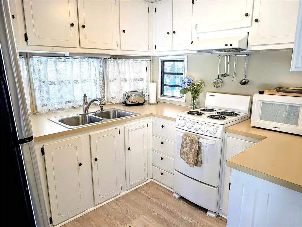3300 26th Avenue E Bradenton FL 34208