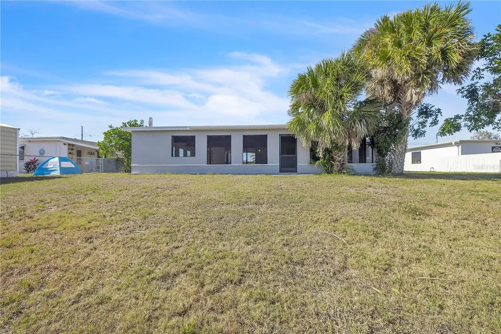 127 Godfrey Avenue NE Port Charlotte FL 33952