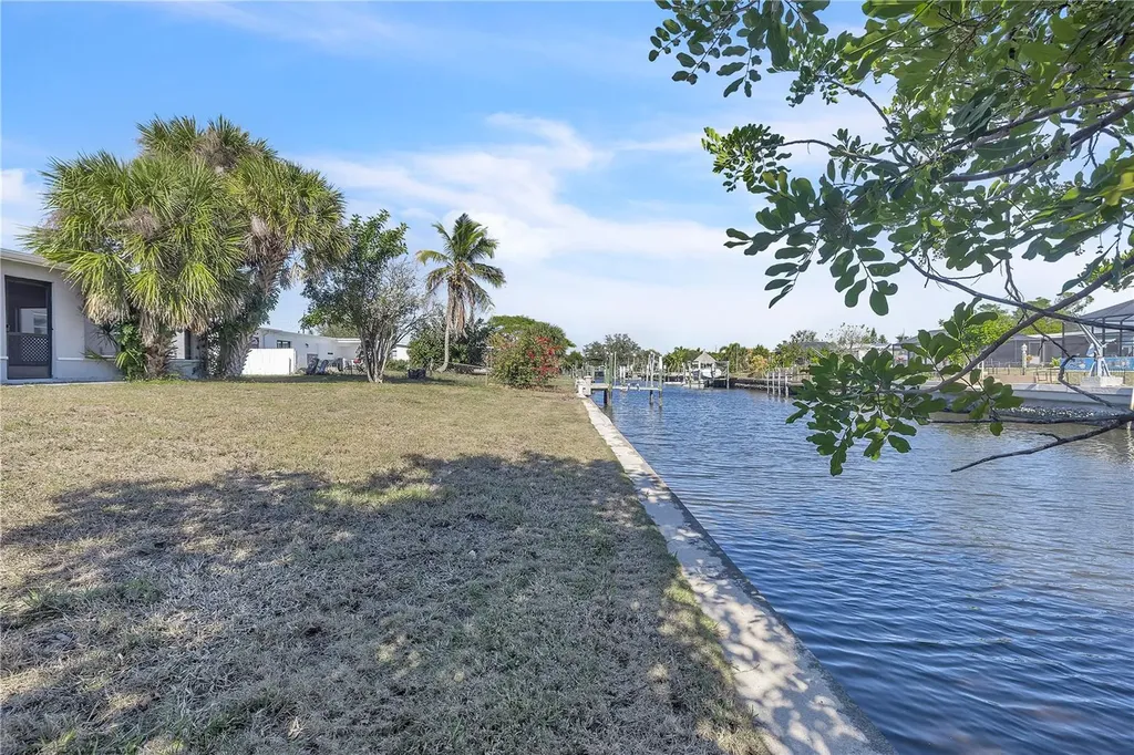 127 Godfrey Avenue NE Port Charlotte FL 33952