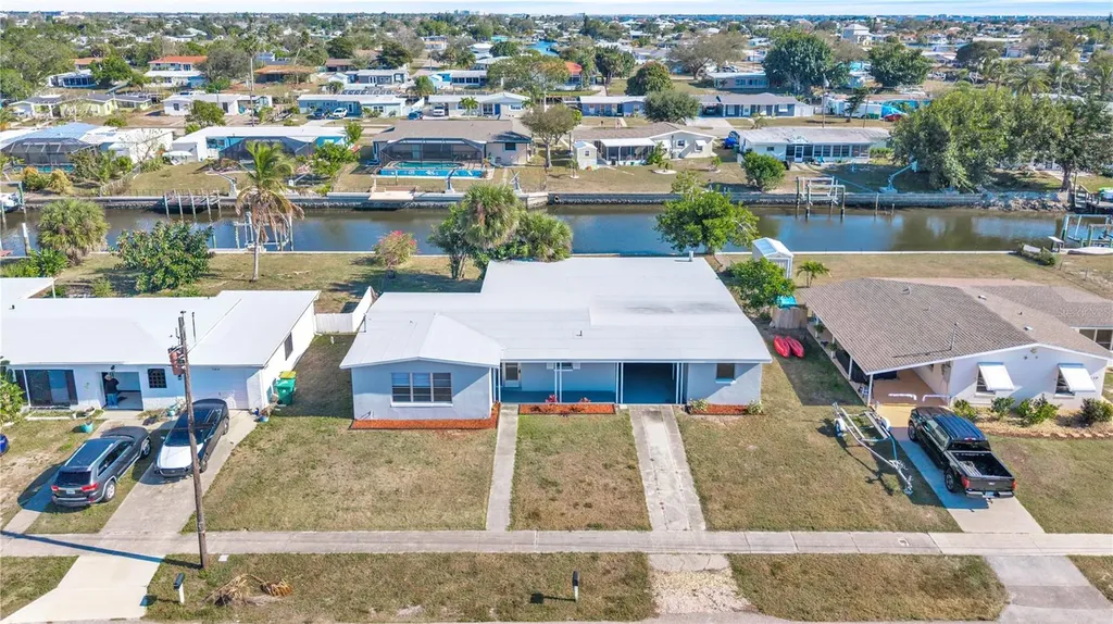 127 Godfrey Avenue NE Port Charlotte FL 33952