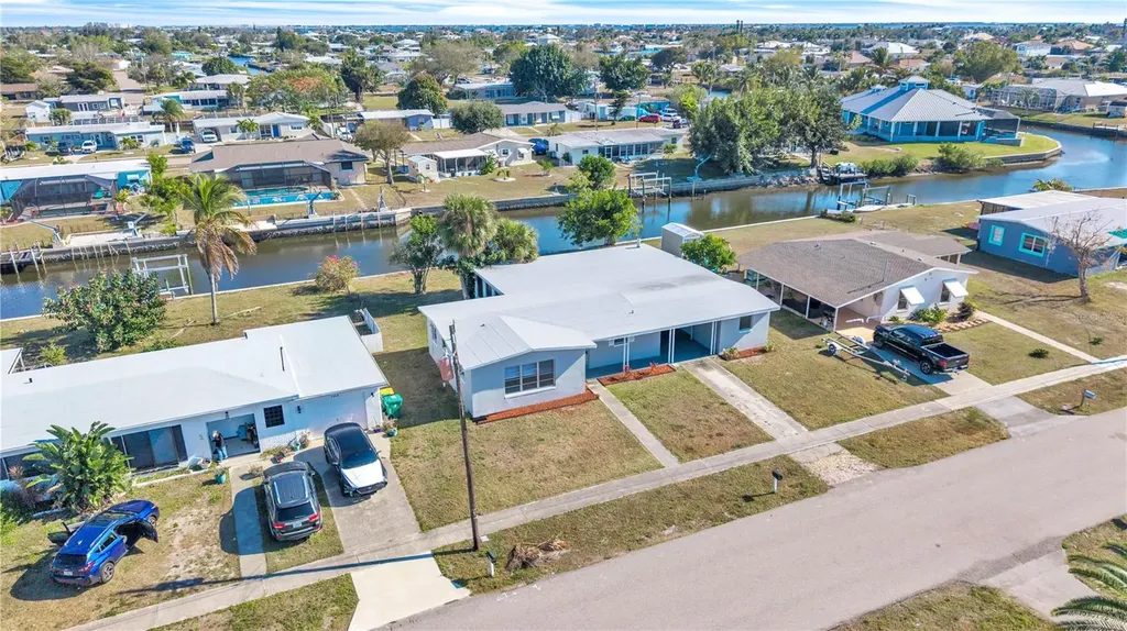127 Godfrey Avenue NE Port Charlotte FL 33952