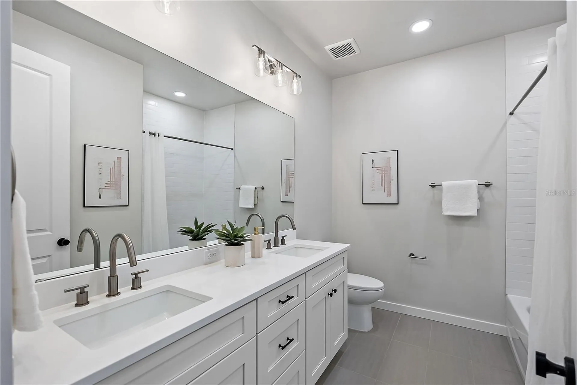 429 11th Avenue S St Petersburg FL 33701