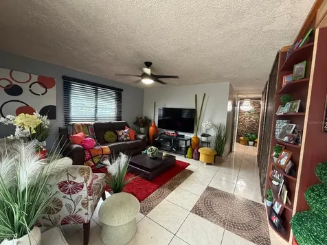 806 Quebrada Arenas Toa Alta PR 00953