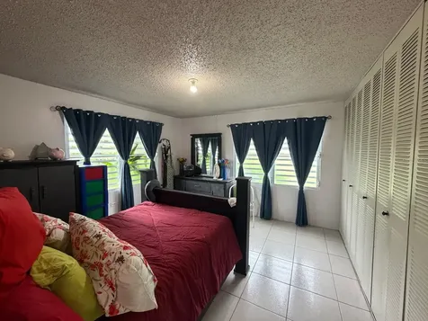 806 Quebrada Arenas Toa Alta PR 00953