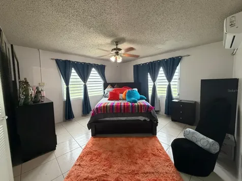 806 Quebrada Arenas Toa Alta PR 00953