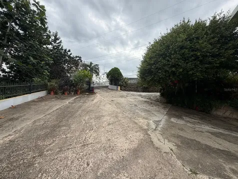 806 Quebrada Arenas Toa Alta PR 00953